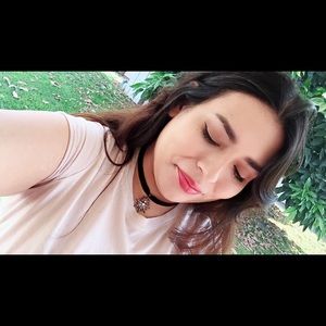 Meet your Posher, Brenda